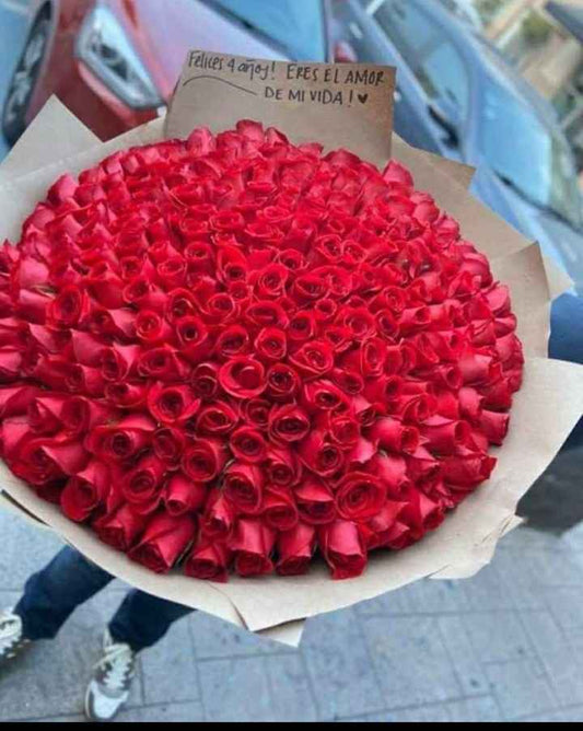 Ramo Buchón con 300 Rosas de Invernadero || Arreglo Gigante con 300 Rosas Premium